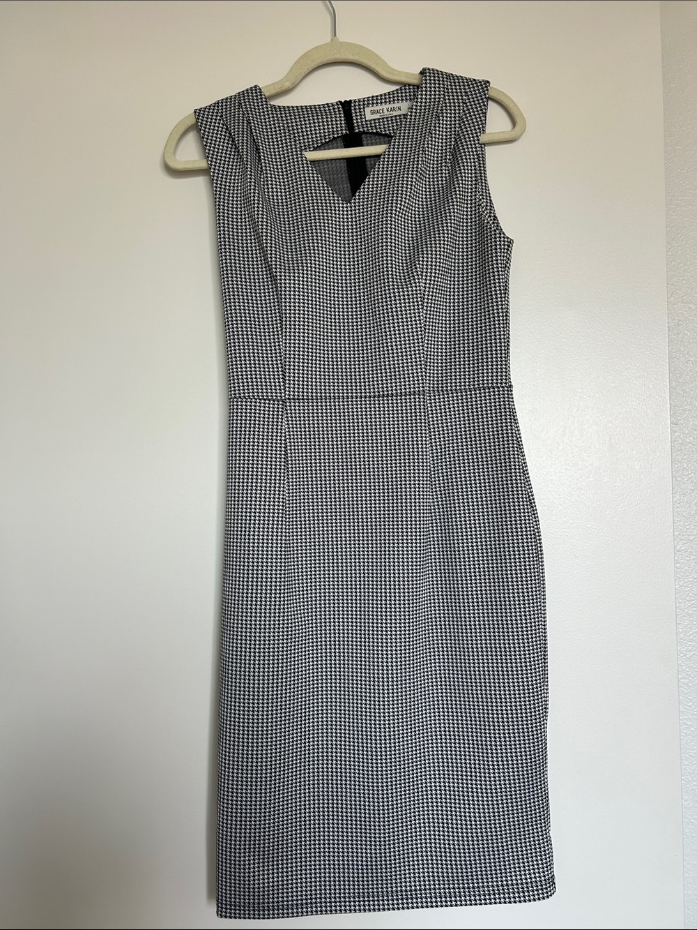 Grace Karin Black & White Houndstooth Midi Sheath Dress